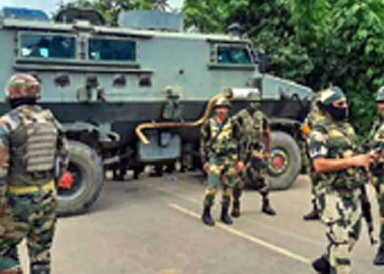 Fresh Violence in Manipur I পুনৰ অগ্নিগৰ্ভা মণিপুৰ; নিহত আৰক্ষী, থানাত প্ৰৱেশ কৰি অস্ত্ৰ-শস্ত্ৰ লুট