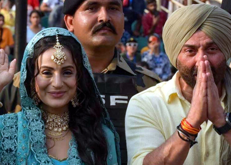 Sunny Deol I ছানী দেউলক চাবলৈ গৈ ফোন চুৰি হ’ল ১৬ অনুৰাগীৰ