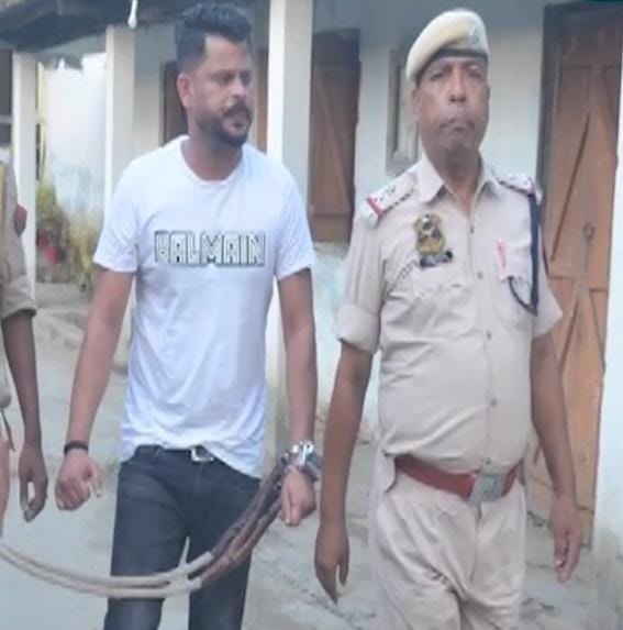 Dibrugarh Murder I পৰিকল্পিত হত্যাকাণ্ড, ডিব্ৰুগড়ৰ লোমহৰ্ষক হত্যাকাণ্ডৰ অভিযুক্ত আজিজক গ্ৰেপ্তাৰ- 3 অভিযুক্ত আজিজক গ্ৰেপ্তাৰ