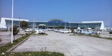 Threat call to Baranasi airport I বাৰাণসী বিমানবন্দৰ বোমাৰে উৰুৱাই দিয়াৰ ভাবুকি, গ্ৰেপ্তাৰ যুৱক