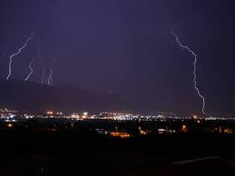 “Deadly Lightning Strikes in Odisha: 10 Lives Lost and 3 Injured in Khurda District”