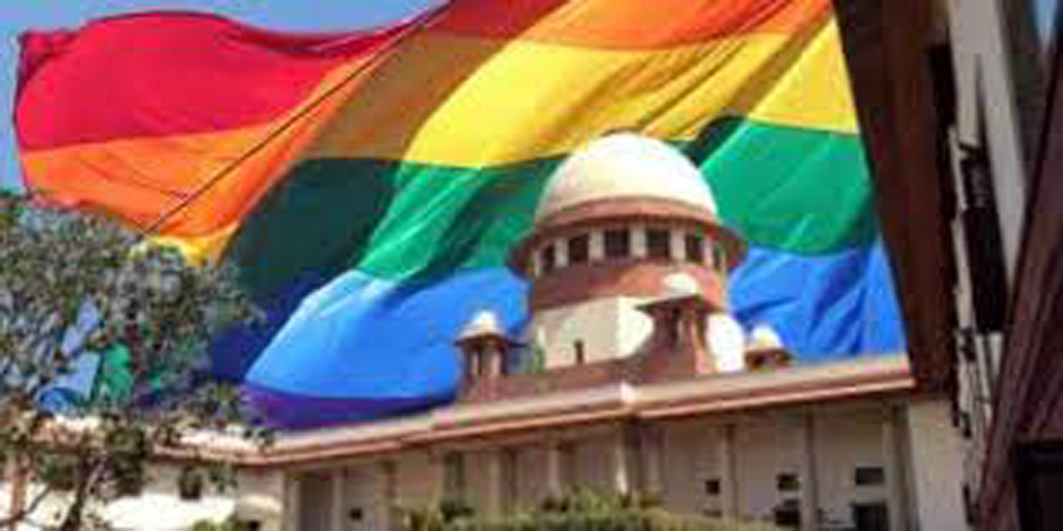 Supreme Court on transe gender couple I দেশৰ সমলিংগ দম্পতীয়ে সন্তান তুলি লোৱাৰ ক্ষেত্ৰত মতানৈক্য উচ্চতম ন্যায়ালয়ৰ ন্যায়াধীশৰ মাজত 3 দেশৰ সমলিংগ দম্পতী