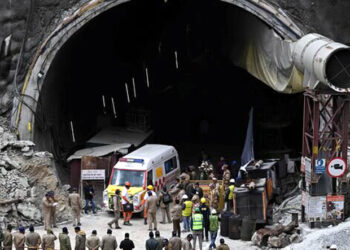 Uttarakhand tunnel accident I সুৰংগৰ পৰা কেনেদৰে বাহিৰ উলিয়াই অনা হ’ব ৪১ জন শ্ৰমিকক, ক’ত ৰাখিব তেওঁলোকক? উত্তৰাখণ্ড চৰকাৰৰ পৰিকল্পনা ঘোষণা