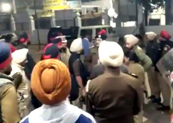 Punjab Gurudwara attack : গুৰুদ্বাৰত নিৰ্বিচাৰ গুলীচালনাত কনিষ্টবলৰ মৃত্যু, আহত ৫