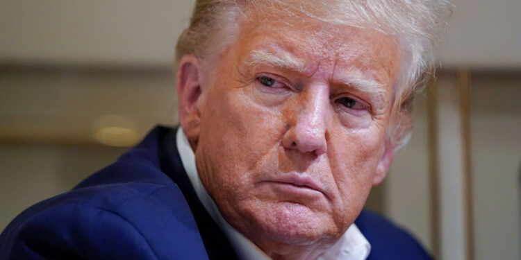 Donald Trump : নিৰ্বাচনত অৱতীৰ্ণ হ’ব পাৰিব ট্ৰাম্প, আদালতৰ সকাহ প্ৰাক্তন মাৰ্কিন ৰাষ্ট্ৰপতিক