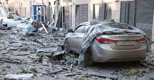 “Deadly Shelling in Donetsk: 13 Killed in Attack on Market District as Russia-Appointed Leaders Blame Ukrainian Forces”