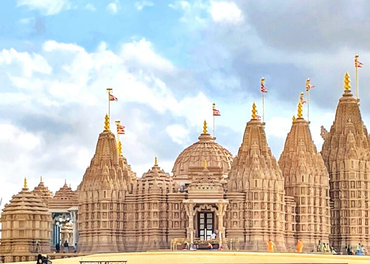 Historic Unveiling: PM Modi to Inaugurate Majestic BAPS Mandir, Abu Dhabi’s First Hindu Temple