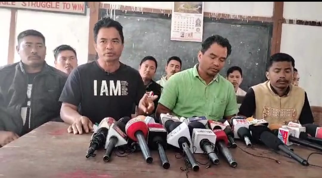 কাৰবি আংলং PGR-VGR ভূমি বেদখলমুক্ত কৰাকলৈ কেএছএ সদস্যক আক্ৰমণ কৰা ঘটনা সন্দৰ্ভত ডিফুত এএছডিচি য়ুথ ফ্ৰণ্ আৰু কেএছএৰ যুটীয়া সংবাদমেল