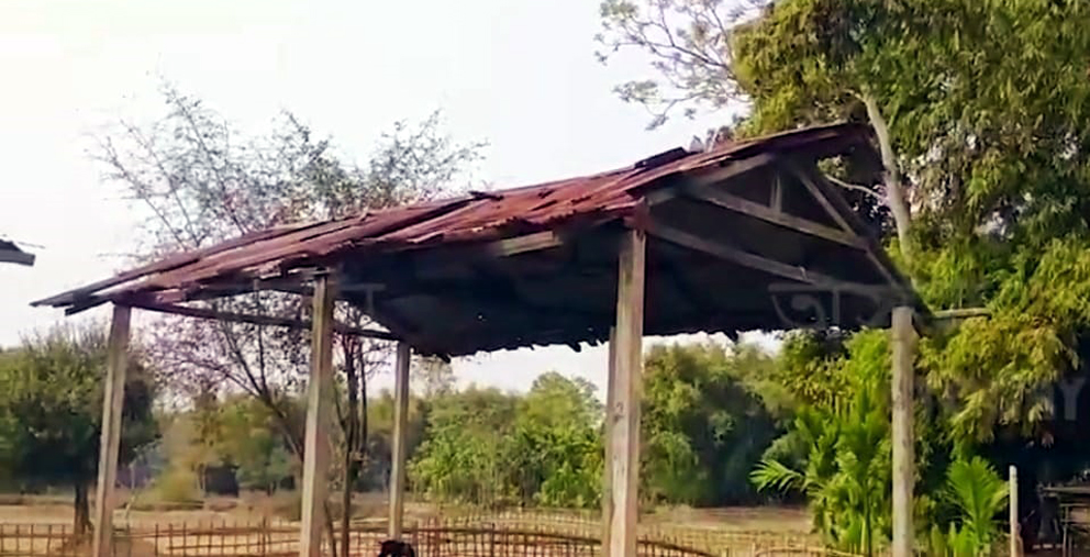 বোকাখাতৰ প্ৰাথমিক বিদ্যালয়ৰ শোচনীয় অবস্থা