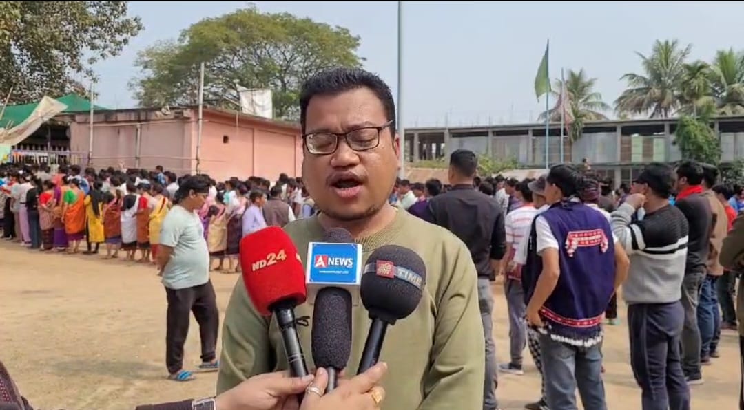 পশ্চিম কাৰ্বি আংলংত প্ৰতিবাদকাৰীসকলৰ ওপৰত দুষ্কৃতিকাৰীয়ে চলোৱা নিৰ্যাতনৰ বিৰুদ্ধে  বকলীয়াঘাটত বিভিন্ন দল- সংগঠনৰ  বৃহৎ সমদল