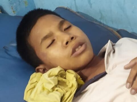 "Tragic Incident in Diphu: Teenager Dies from Suspected Food Poisoning After Consuming Puffed Rice" 3 Teenager Dies from Suspected Food Poisoning After Consuming Puffed Rice"