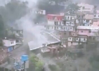 Uttarakhand Cloudbrust I উত্তৰাখণ্ডত ডাৱৰ বিস্ফোৰণত নিহত ৩, বহু তীৰ্থযাত্ৰী আবদ্ধ