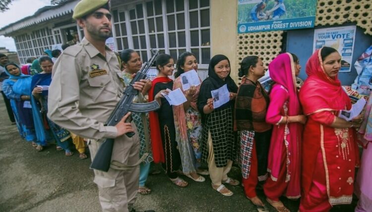 Jammu Kashmir Elections 2024 I নিৰ্বাচনৰ পূৰ্বে কাশ্মীৰত কূটাঘাতৰ পৰিকল্পনা; সন্ত্ৰাসবাদী মডিউলৰ সন্ধান আৰক্ষীৰ