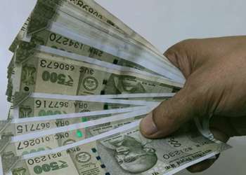 Central Govt DA Increases I পূজাৰ পূৰ্বে কেন্দ্ৰীয় চৰকাৰৰ কৰ্মচাৰীৰ বাবে ভাল খবৰ, পুনৰ বৃদ্ধি ডি এ