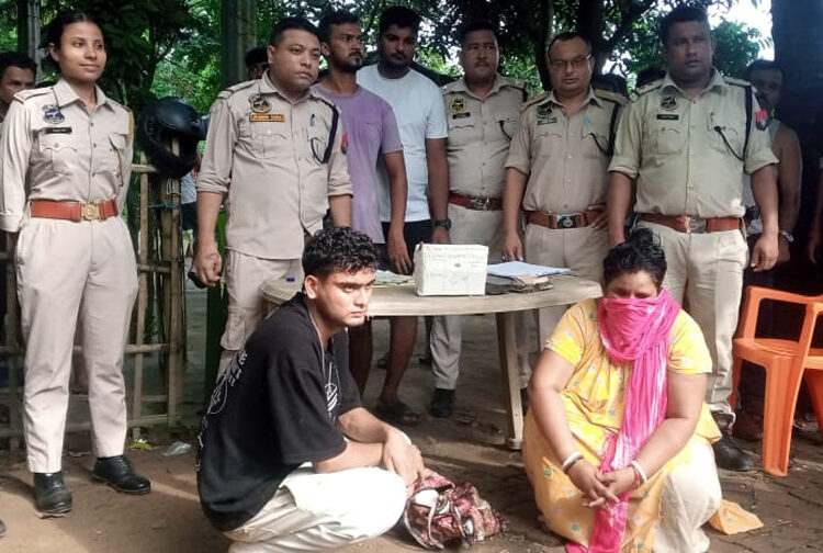 Heroin seized I লাহৰিজানত আৰক্ষীৰ অভিযানত বুজন পৰিমানৰ সন্দেহজনক হেৰ’ইনসহ দুটা সৰবৰাহকাৰী আটক