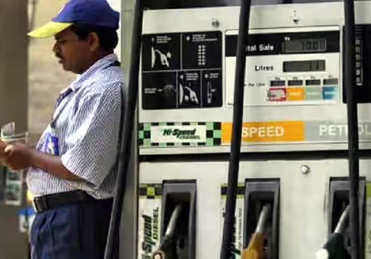 GST : পেট্ৰ’ল-ডিজেলতো প্ৰৱৰ্তন হ’বনেকি জি এছ টি ? কেন্দ্ৰীয় মন্ত্ৰী হৰদীপ সিং পুৰীৰ গুৰুত্বপূৰ্ণ মন্তব্য