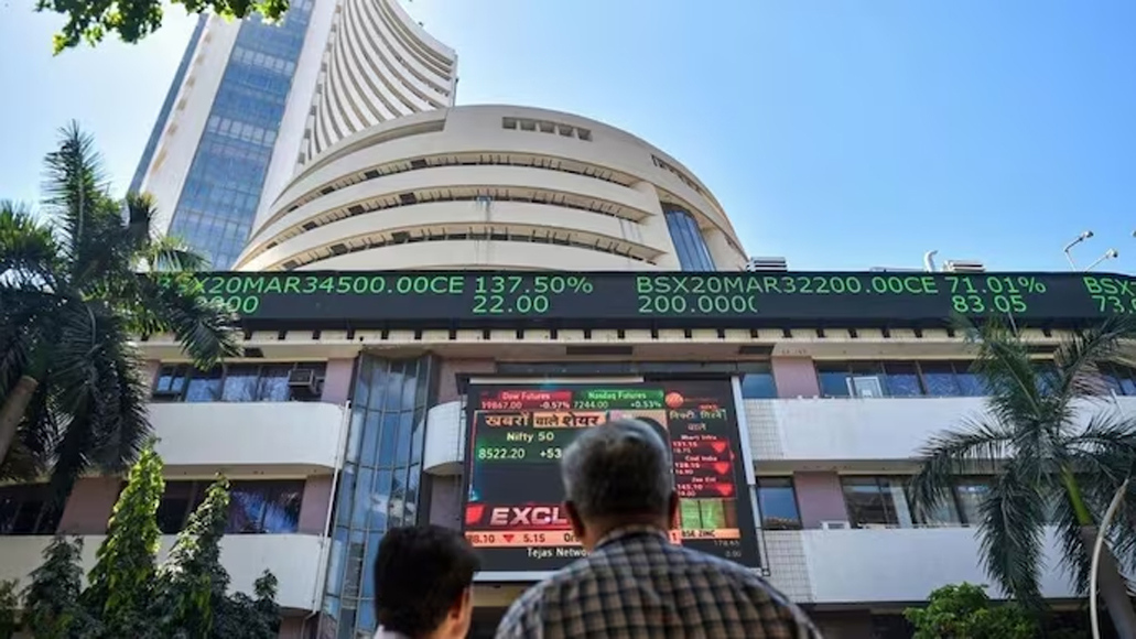 Sensex : প্ৰথমবাৰৰ বাবে ৮৫ হাজাৰত উপনীত ছেন্সেক্স সূচাংক, অভিলেখ ভংগ নিফ্টিৰো 3 sensex 1 | ASSAM TIMES POST
