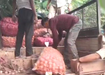 A large quantity of foreign liquor from Meghalaya was seized in Lanka: