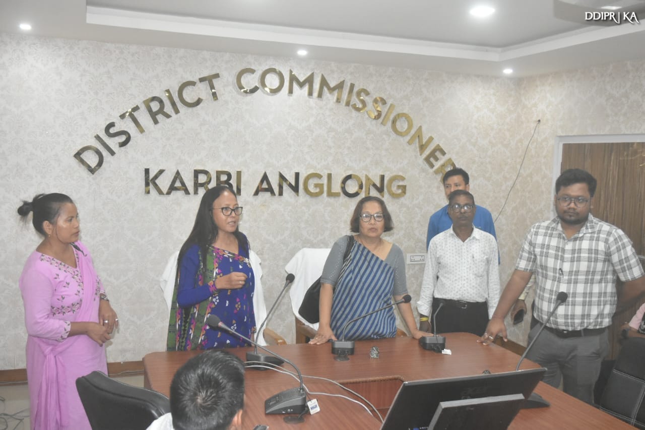 Karbi Anglong District Commissioner Boosts Local Entrepreneurs with CMAAA Cheque Distribution