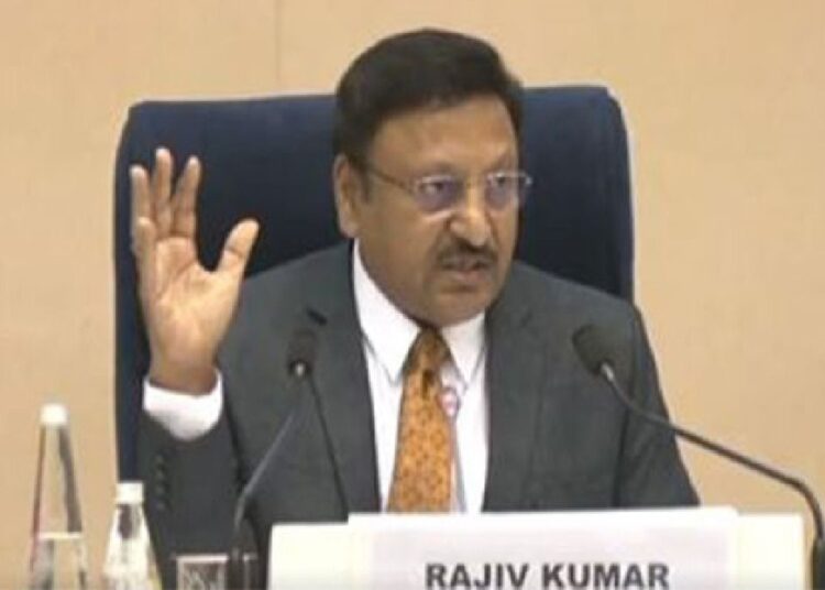 Election Commission’s Bold Move Sparks Change with Immediate Removal of Jharkhand DGP!