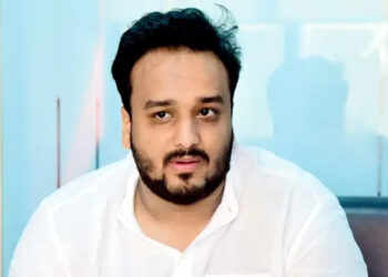 Baba Siddique : পিতৃৰ মৃত্যুৰ পিছতে দল সলনি বাবা ছিদ্দিকীৰ পুত্ৰৰ, জিশান ছিদ্দিকীৰ অজিত পাৱাৰৰ দলত যোগদান