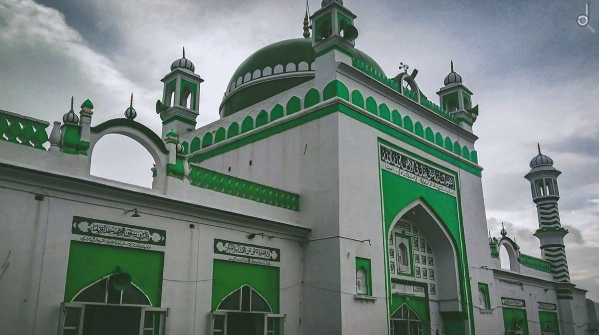 Mosque survey controversy I মছজিদত জৰীপক কেন্দ্ৰ কৰি তীব্ৰ উত্তেজনা, উত্তৰ প্ৰদেশত নিহত ৩ 3 Mosque survey controversy I