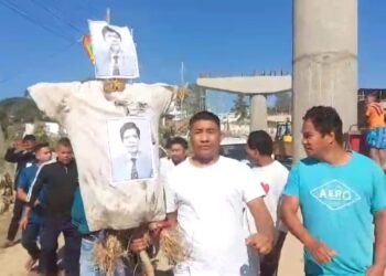 ASDC Youth Wing Stages Fiery Protest Against APHLC President J.I. Kathar in Diphu