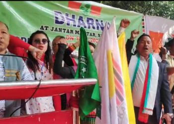 Demand for Autonomy: KADHASDCOM Holds Sit-in at Jantar Mantar for Article 244(A) Implementation