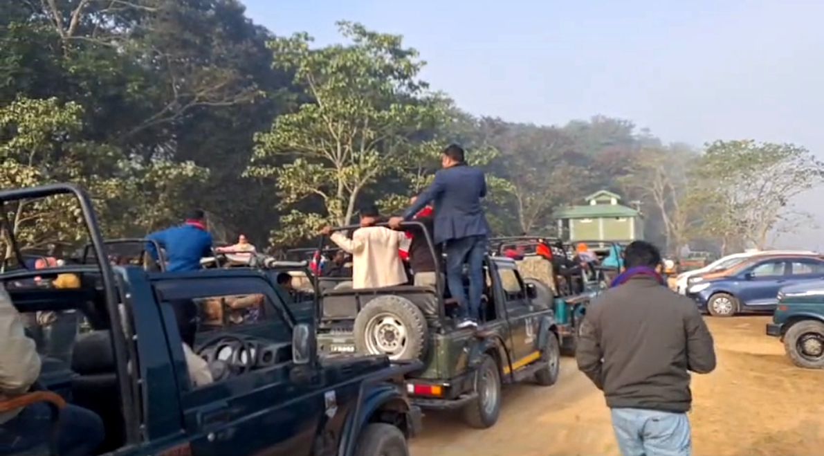 Kaziranga National Park : তিনি মাহত কাজিৰঙাত দুই লক্ষাধিক পৰ্যটকৰ ভ্ৰমণ 3 park | ASSAM TIMES POST
