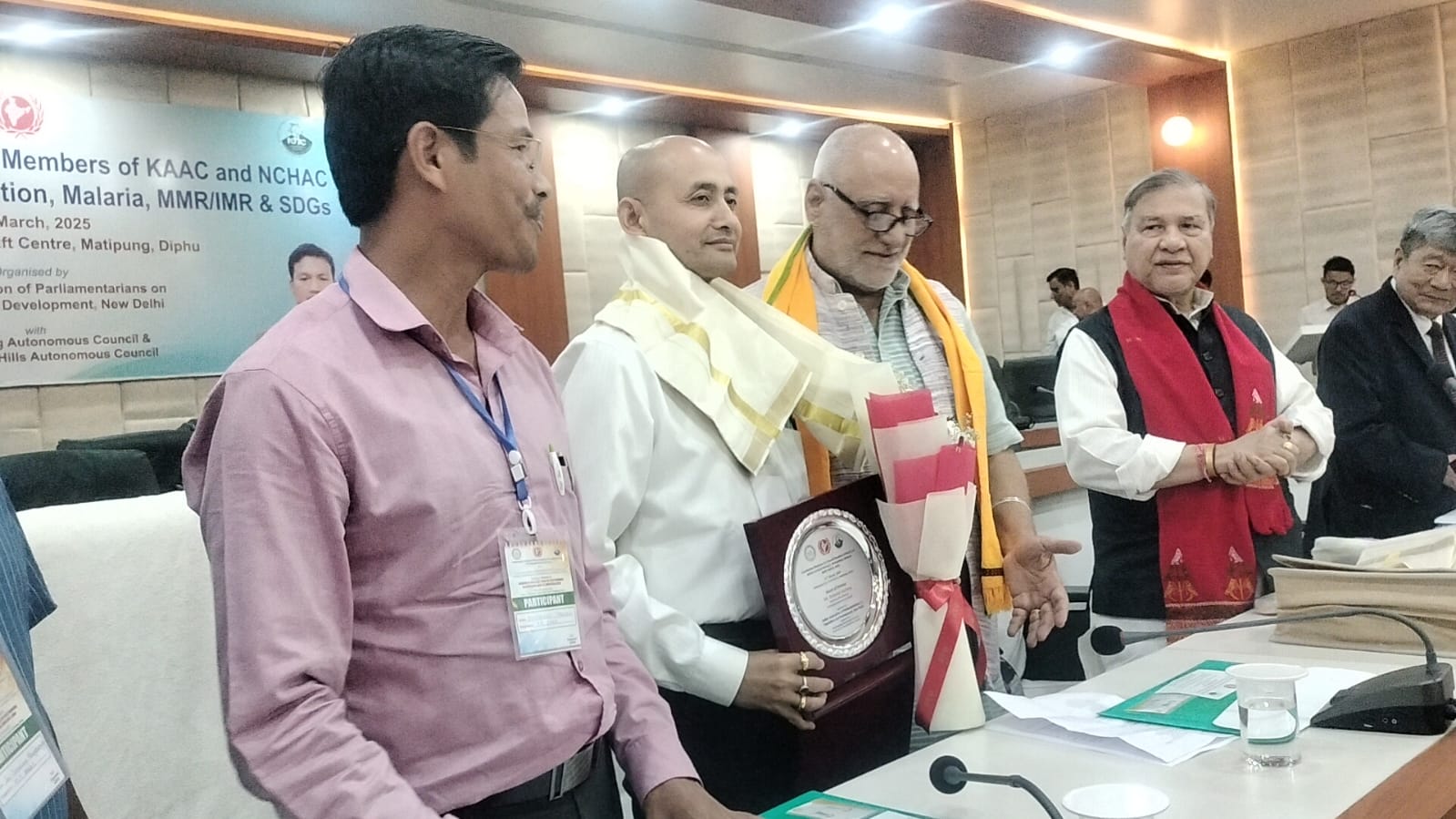সাংসদ ভূৱনেশ্বৰ কলিতাৰ উপস্থিতিত ডিফুত কাৰ্বি আংলং-উত্তৰ কাছাৰ স্বায়ত্ত শাসিত পৰিষদৰ কৰ্মশালা সম্পন্ন