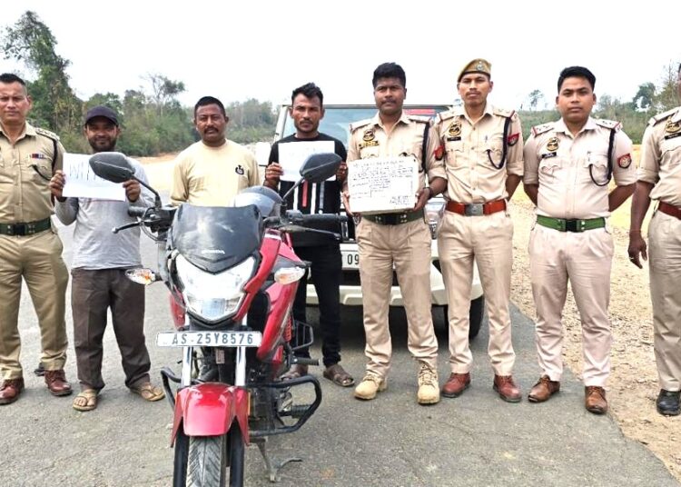 Major Drug Bust: Police Seize 1.5 Crore Rupees Worth of Heroin in Lahorijan Checkpoint Operation