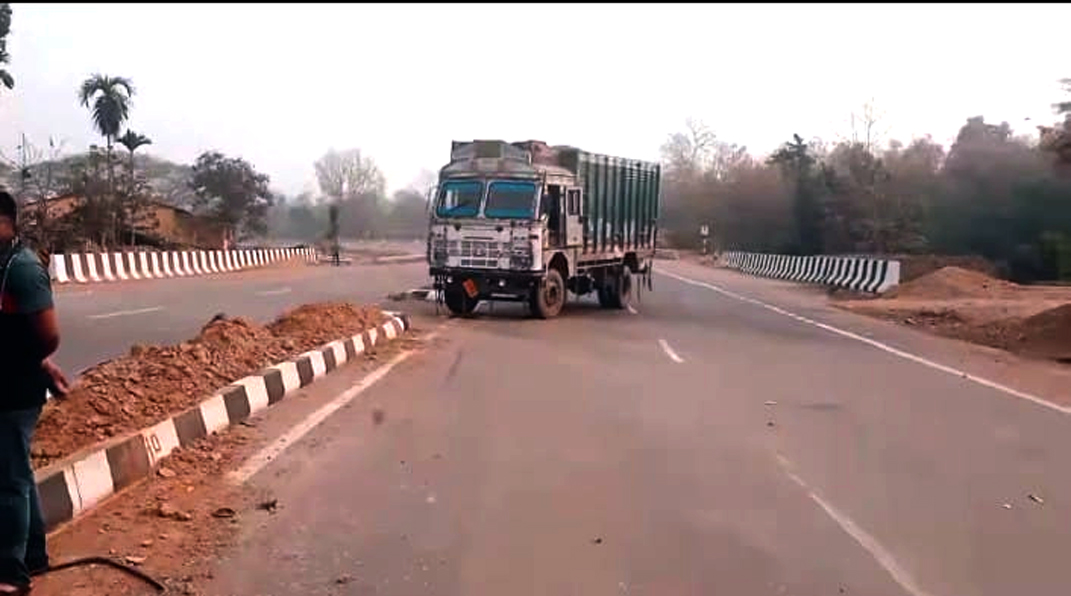 বকলীয়াঘাট আৰু বৰজানৰ দুটাকৈ পৃথক পথ দুৰ্ঘটনাত নিহত এজন শ্ৰমিক
