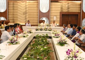 কাৰবি আংলংত মুখ্যমন্ত্ৰীৰ দুদিনীয়া ভ্ৰমণ: শান্তি চুক্তি আৰু প্ৰাক্তন বিদ্ৰোহী সংগঠনৰ সৈতে আলোচনা