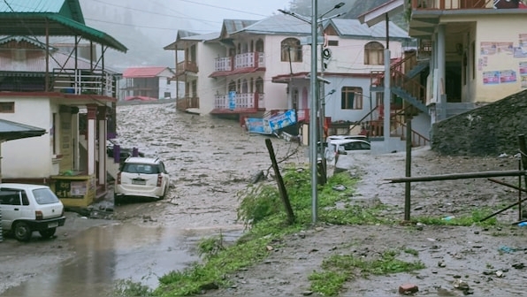 Uttarakhand Cloud Burst I উত্তৰাখণ্ডত ডাৱৰ বিস্ফোৰণত প্ৰবল বান; নিহত কমেও ৪, নিৰুদ্দেশ ৫০ 3 Uttarakhand Cloud Burst I