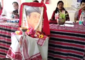 Padma Shri Dhaneswar Engti Iপদ্মশ্ৰী ধনেশ্বৰ ইংতিৰ অনুবাদত সুধাকণ্ঠৰ আহ আহ ওলাই আহ গীতটোৰ কাৰবি অডিঅ-ভিজুৱেল মুকলি