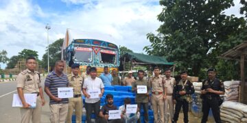 Ganja Seized : ডিলাইত আৰক্ষীৰ নিয়মীয়া নাকা তালাচীত প্ৰায় ৮ কোটি টকা মূল্যৰ গাঞ্জা উদ্ধাৰ, আটক দুই সৰবৰাহকাৰী