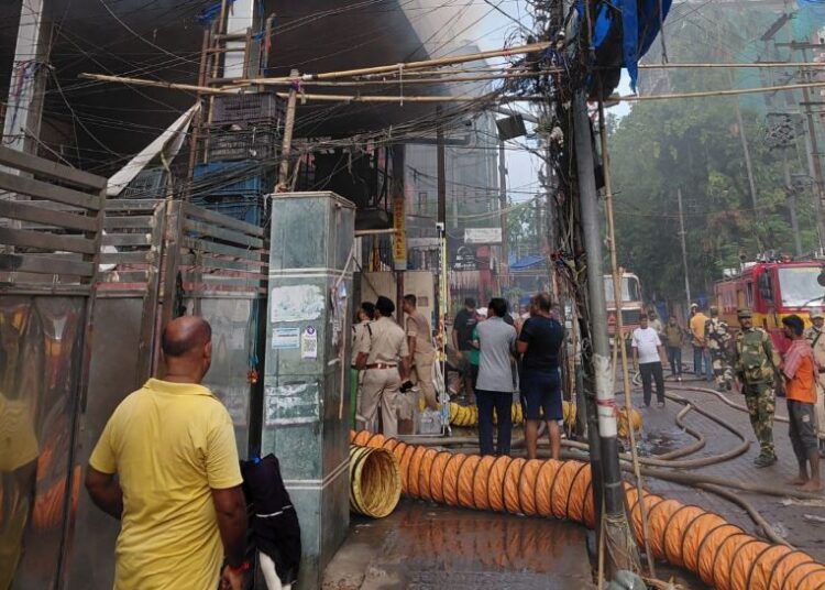 Fire at Fancybazar I ফাঁচীবজাৰত অগ্নিকাণ্ডত নিহত ১, গুৰুতৰভাৱে আহত ৩