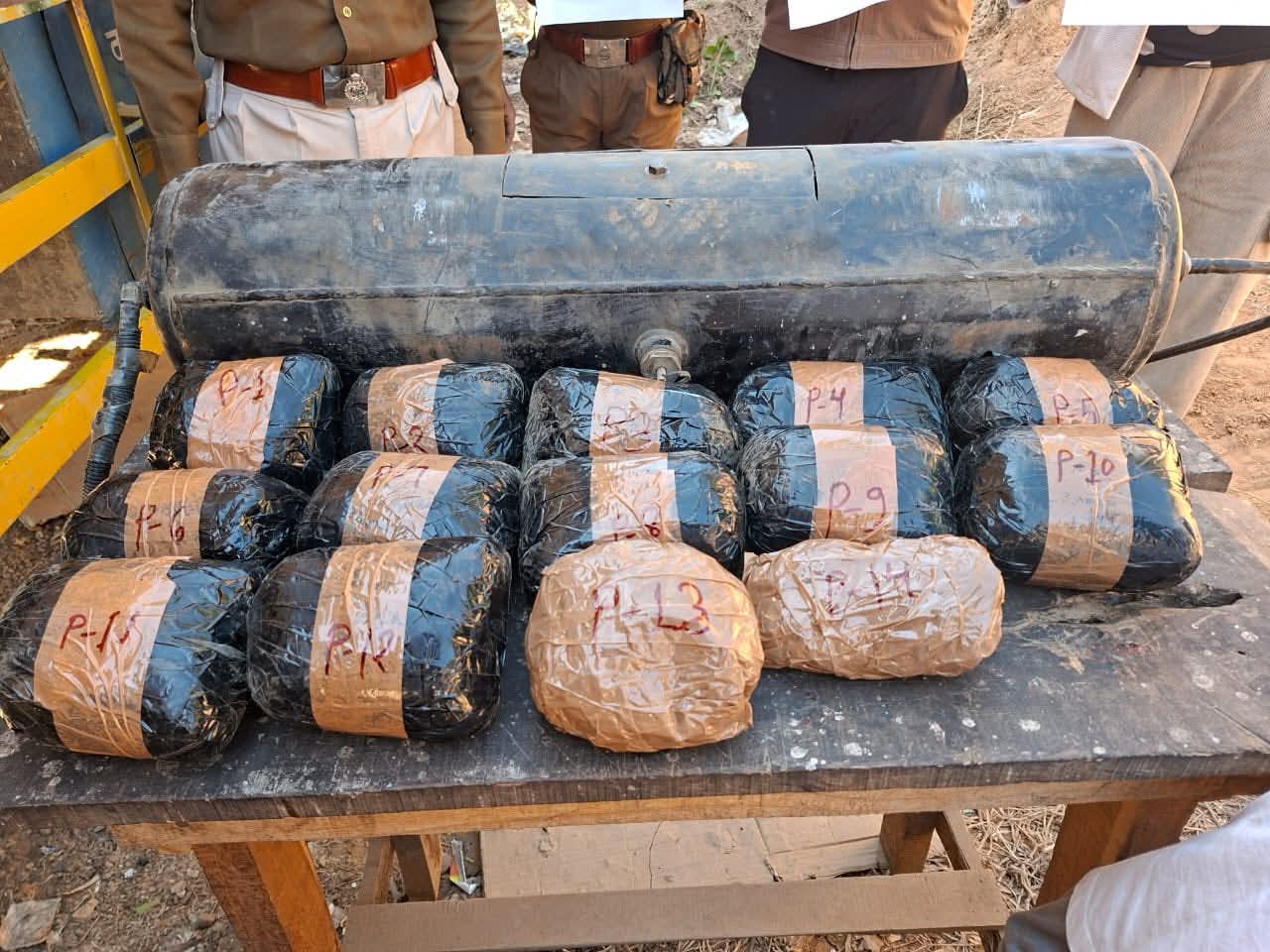 Police Seize Over 14 Kilograms of Opium, Detain Key Suppliers in Crackdown on Smuggling Network