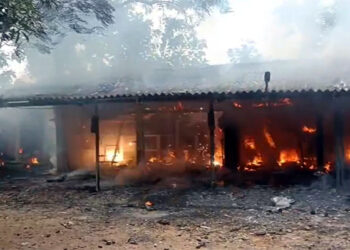 Andhra blast : অন্ধ্ৰত আতচবাজী কাৰখানাত বিস্ফোৰণত কমেও ২০ জনৰ মৃত্যু 10 Andhra blast : অন্ধ্ৰত আতচবাজী কাৰখানাত বিস্ফোৰণত কমেও ২০ জনৰ মৃত্যু