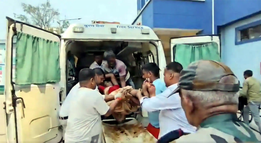 Bihar stampede : বিহাৰৰ মন্দিৰত পদপিষ্ট হৈ মৃত্যু ৮ মহিলাৰ, কেইবাজনো আহত 3 bihar | ASSAM TIMES POST