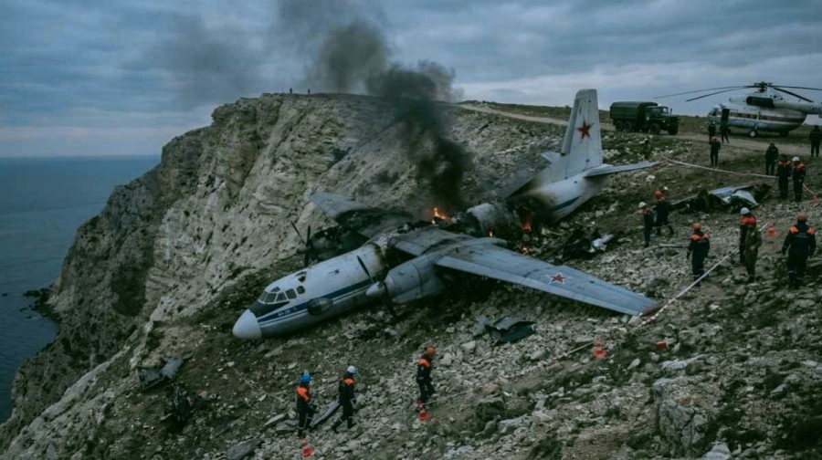 Plane crash । ২৯ লোকৰ সৈতে দুৰ্ঘটনাগ্ৰস্ত সামৰিক বিমান, সকলোৰে মৃত্যুৰ আশংকা 3 Plane crash ।
