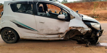 Road accident : লাহৰিজানত ভয়ংকৰ পথ দুৰ্ঘটনাত গুৰুতৰভাৱে আহত এজন