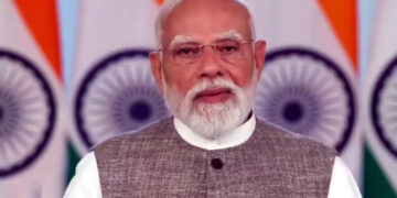 বেংগালুৰুত প্ৰধান মন্ত্ৰী নৰেন্দ্ৰ মোডীৰ সভাস্থলীৰ তিনি কিলোমিটাৰৰ ভিতৰত বিস্ফোৰক উদ্ধাৰ 7 Modi’s Political attack : চৰকাৰী মঞ্চত ৰাজনৈতিক প্ৰচাৰ : মোদীৰ বিৰুদ্ধে আয়োগক পত্ৰ আমোলা, সমাজকৰ্মীসহ ৭০০ নাগৰিকৰ